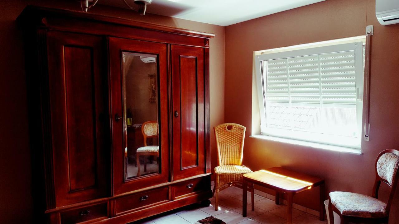 White House 'Privatzimmer' Mannheim Luaran gambar